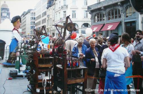 Photographie Machines à tresser en action