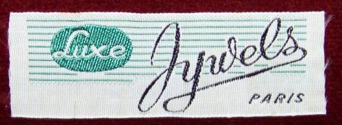 Ruban tissé au jacquard