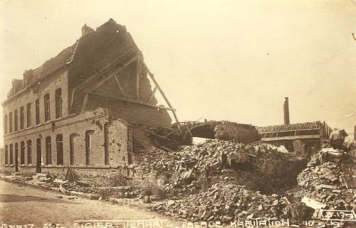 Photographie des ruines de l’usine Sigier-Capelle