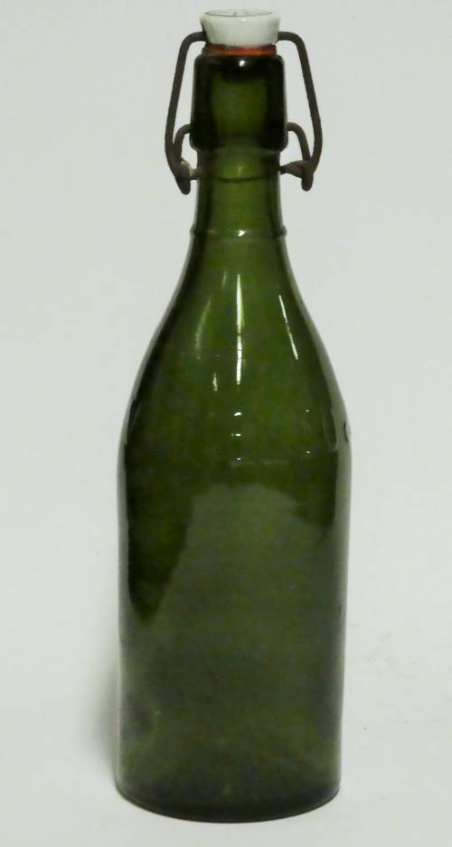 Bouteille de "Bière de Vittel"